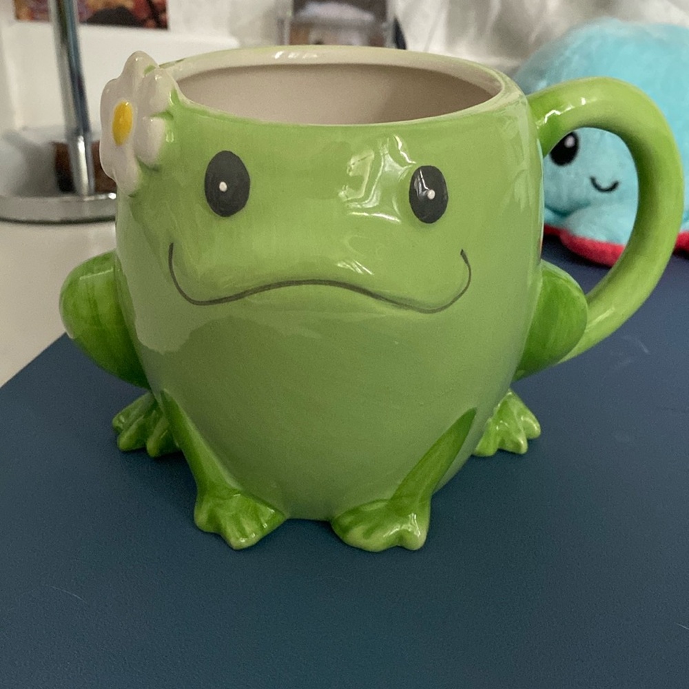 Frog Mug with Flower